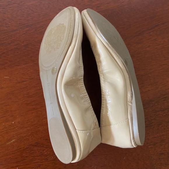 Vince Camuto Ballet Flats Light Tan/Nude - Picture 4 of 5